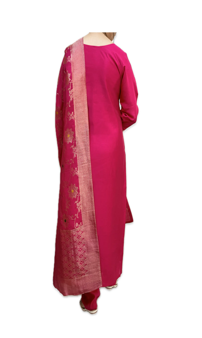 Magenta Pink Hand-Embroidered Kurta Set with Zari Dupatta