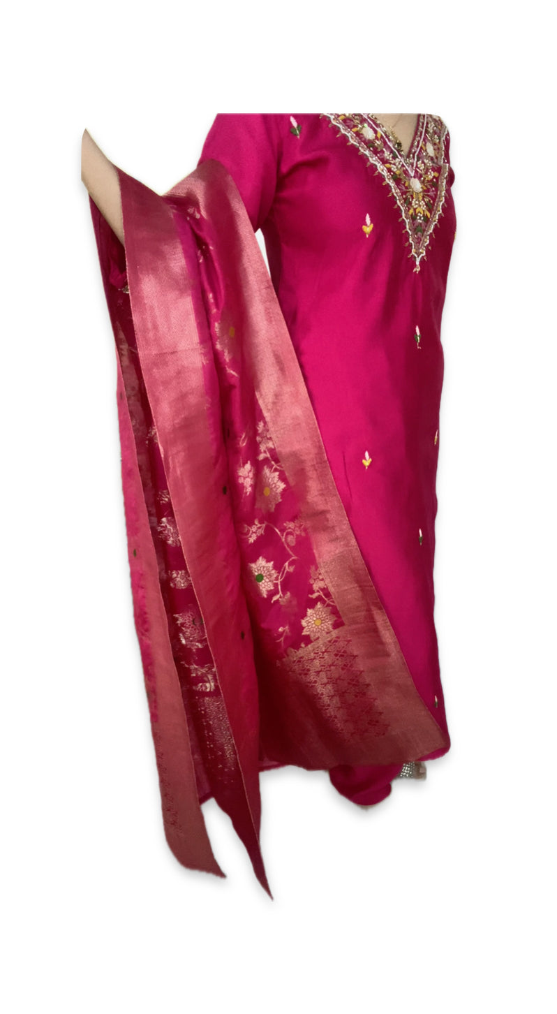 Magenta Pink Hand-Embroidered Kurta Set with Zari Dupatta