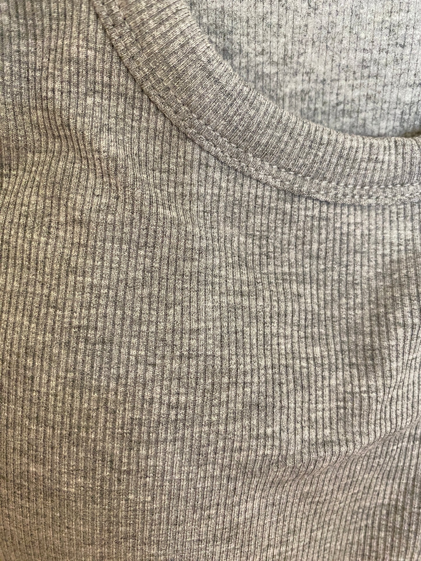 Seamless Padded Tank Top with Built-In Bra – Ultimate Comfort & Support