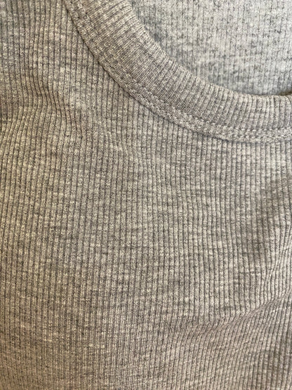 Seamless Padded Tank Top with Built-In Bra – Ultimate Comfort & Support