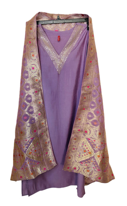 Lilac Mirror Work Kurta Set with Banarasi Dupatta – Elegant Ethnic Wear for Women